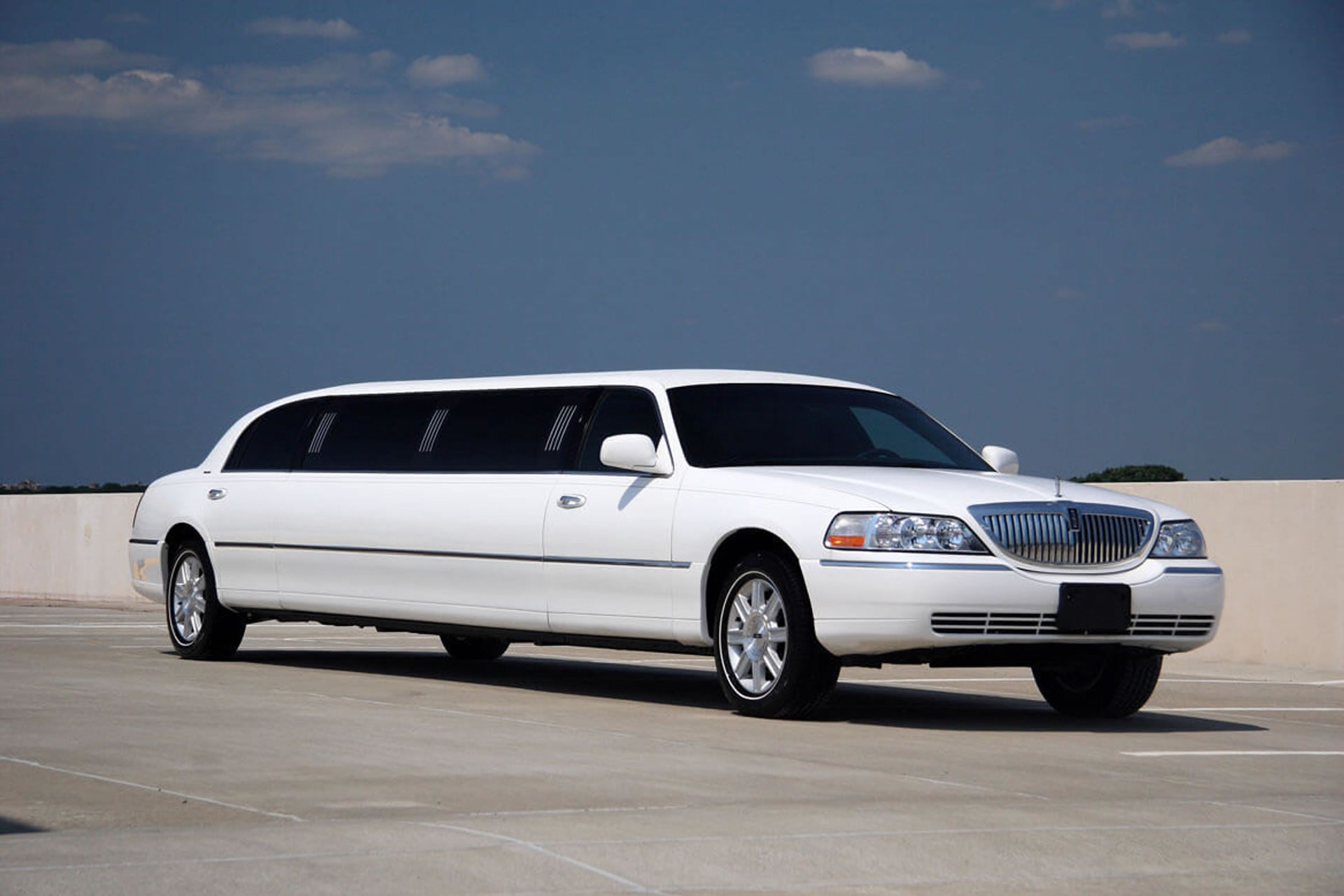 How Much Does It Cost To Rent A Limo in San Diego?